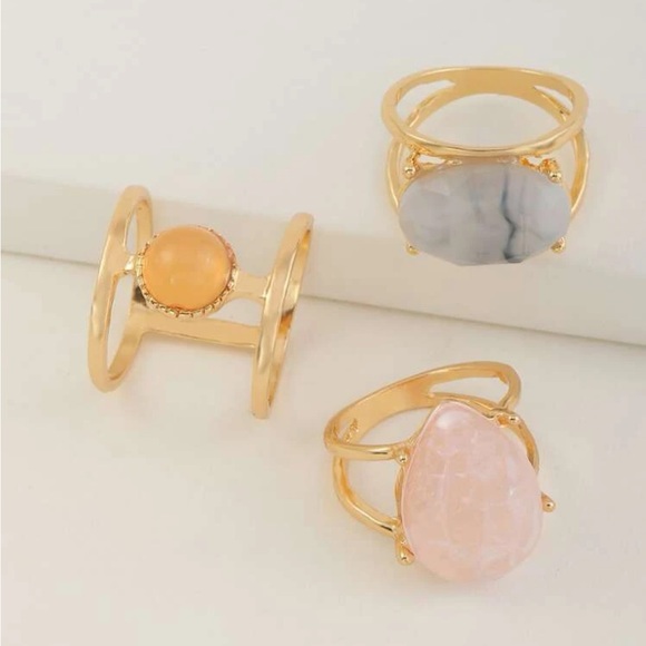 Textured Stone Decor Ring - Picture 2 of 7